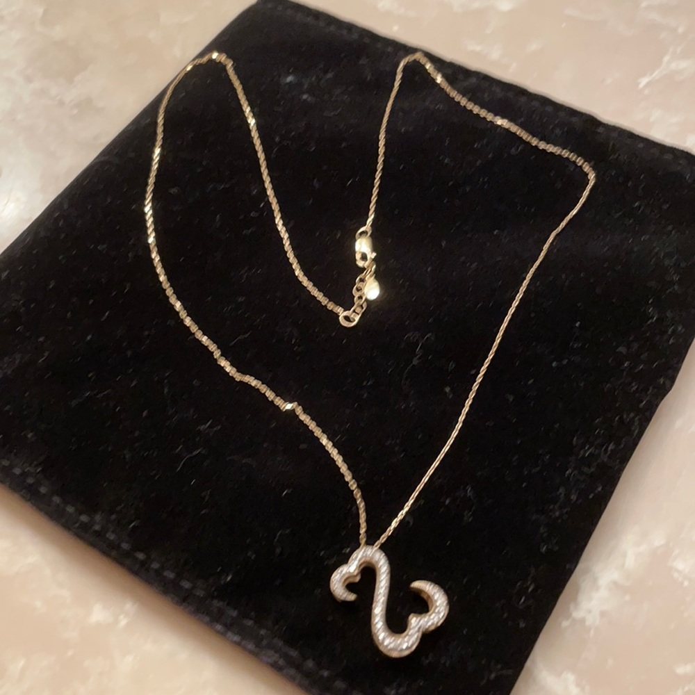 KAY 2 hearts 💕 necklace 14kt yellow gold and 14 💎 diamonds